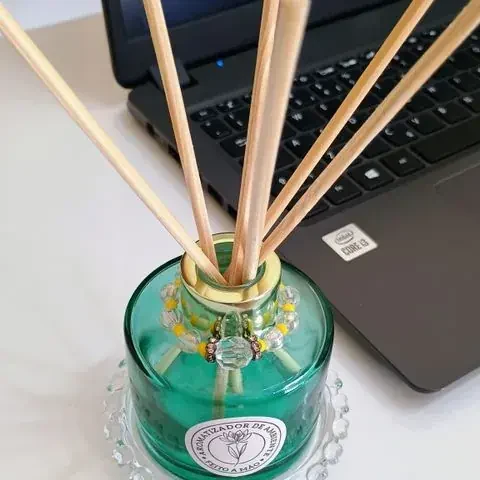 아로마 매장 참고 사진 · 청룡동