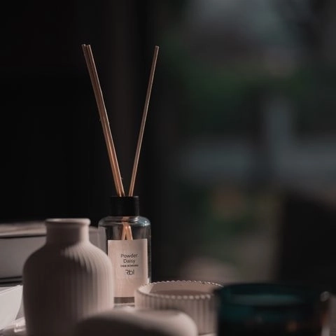 아로마 매장 참고 사진 · 신호동