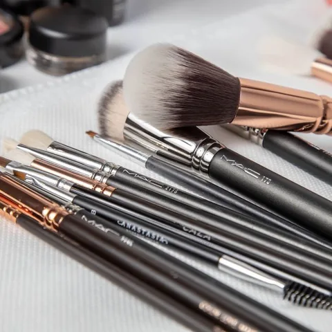 속눈썹 매장 참고 사진 · 단원구 성곡동
